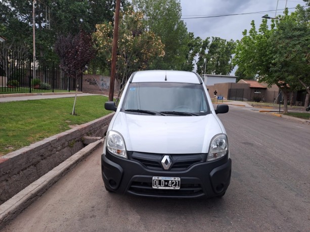 renault-kangoo-2-furgon-16-nafta-confort-2014-big-5