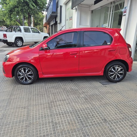 hermoso-etios-big-3