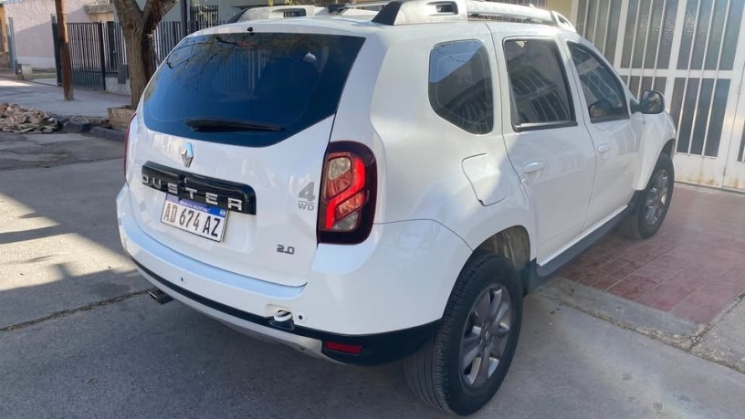 renault-duster-20-4x4-2019-big-1