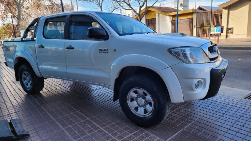 toyota-hilux-sr-big-4