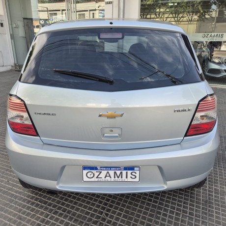 impecable-agile-2011-con-99-mil-kms-big-2