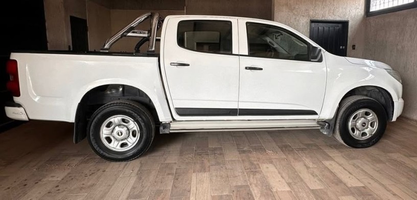 chevrolet-s10-2015-4x2-dc-big-5