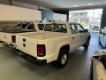 volkswagen-amarok-trendline-tdi-20-de-140cv-manual-okm-linea-nueva-small-8