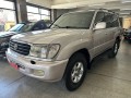 toyota-land-crusier-vx100-full-small-0