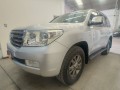 toyota-land-crusier-v8-45-200vx-2010-small-0