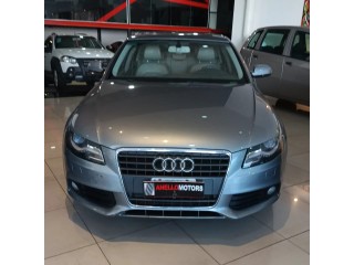 AUDI A4 2.0