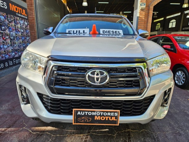 toyota-hilux-srv-28-4x2-dc-mt-tdi-2020-big-1