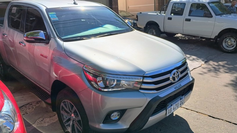 toyota-hilux-srv-2017-big-1