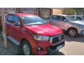 toyota-hilux-sr-2020-small-2