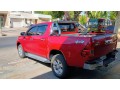 toyota-hilux-sr-2020-small-1