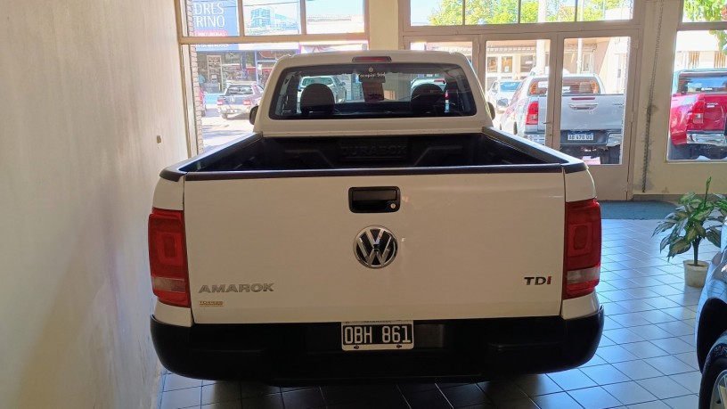 volkswagen-amarok-tdi-2011-big-2