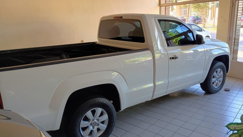 volkswagen-amarok-tdi-2011-big-1