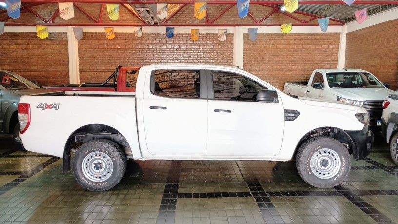 ford-ranger-xl-safety-2016-big-1