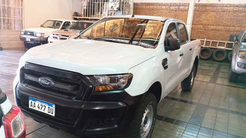 ford-ranger-xl-safety-2016-big-0