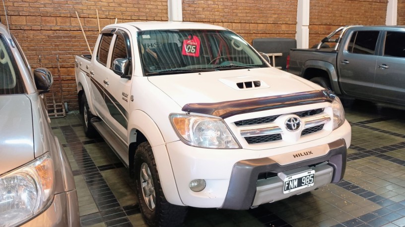 toyota-hilux-srv-2006-big-1