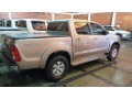 toyota-hilux-srv-2006-small-2