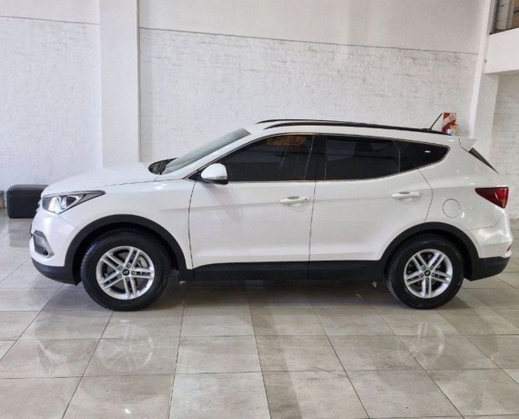 hyundai-santa-fe-24-2wd-7-as-l16-big-2