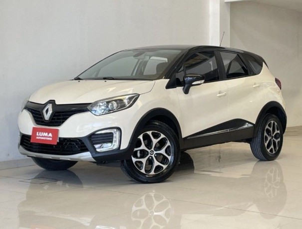 renault-captur-20-intens-big-0