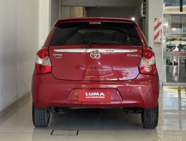 toyota-etios-15-5ptas-xls-6mt-l16-big-3