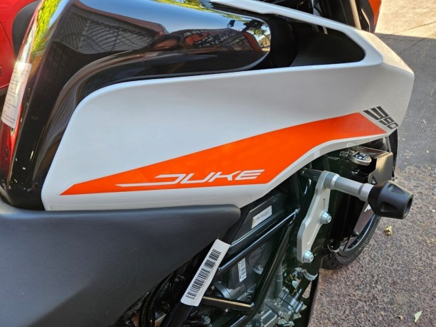 ktm-duke-390cc-2021-big-5