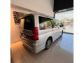 toyota-hiace-wagon-small-2