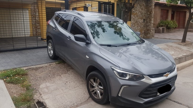 vendo-camioneta-chevrolet-tracker-12-at-turbo-modelo-2021-big-1