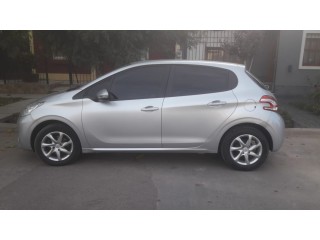 Vendo 208 Impecable