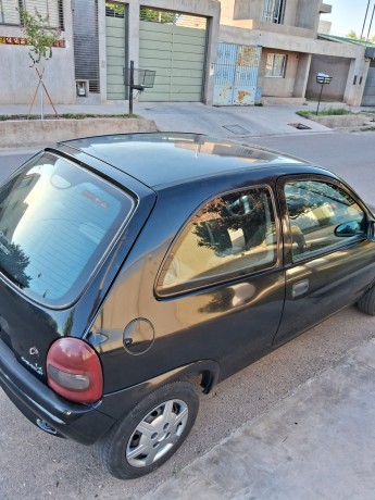 vendo-corsa-city-2010-big-2