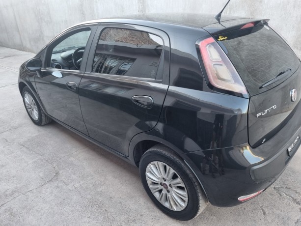 fiat-punto-attractive-14-8v-2015-big-3