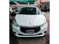 peugeot-208-15-2013-small-0