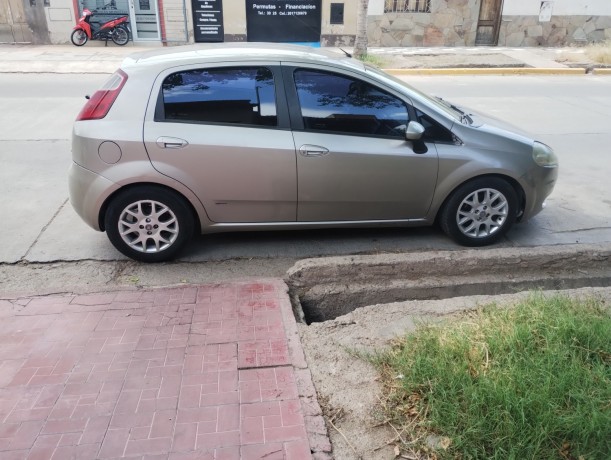 vendo-fiat-punto-modelo-2007-elx-14-nafta-big-3