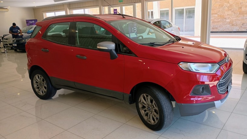 ford-ecosport-freestyle-2013-big-2