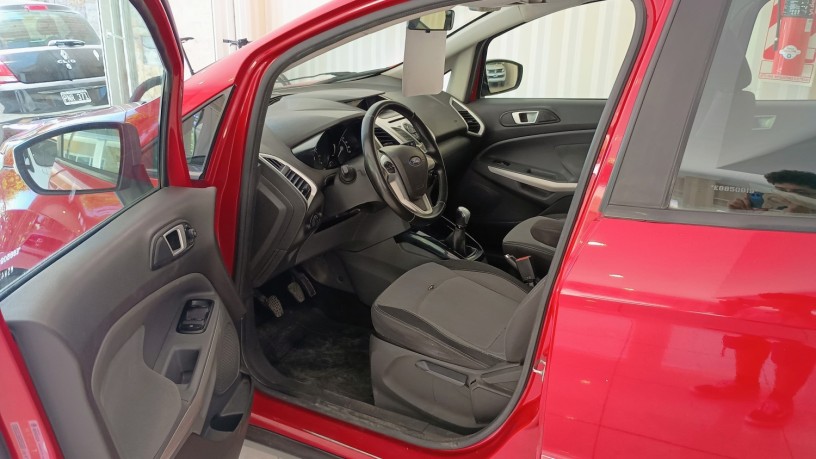 ford-ecosport-freestyle-2013-big-6