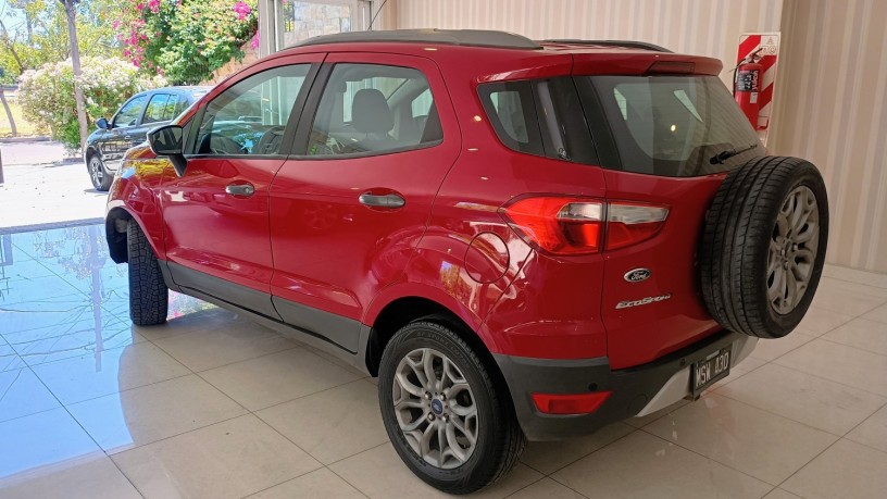 ford-ecosport-freestyle-2013-big-4