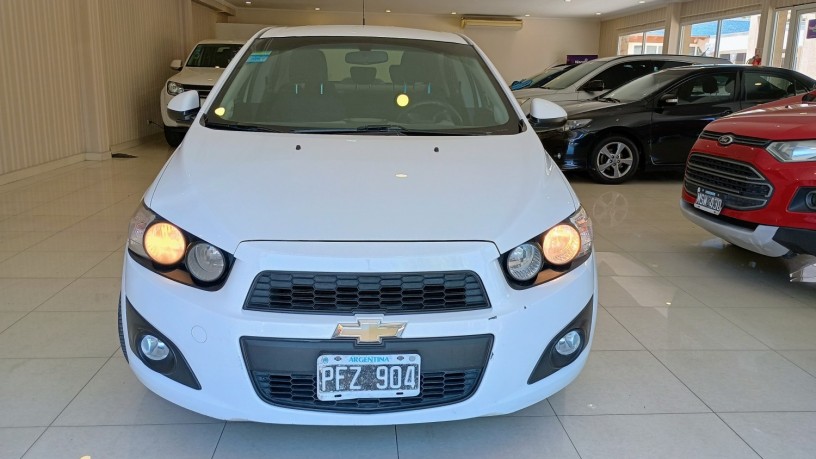 chevrolet-sonic-lt-2015-big-1