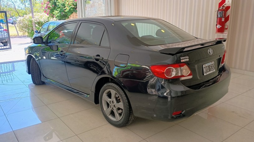 toyota-corolla-xrs-2013-big-4