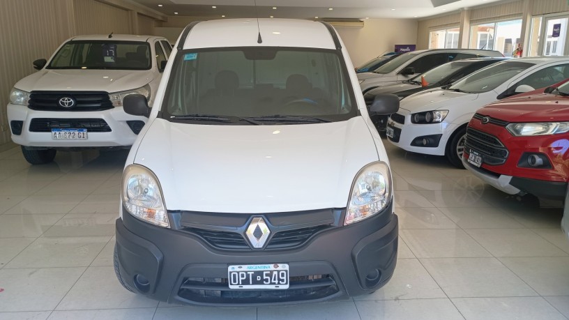 renault-kangoo-comfort-ph3-2015-big-1