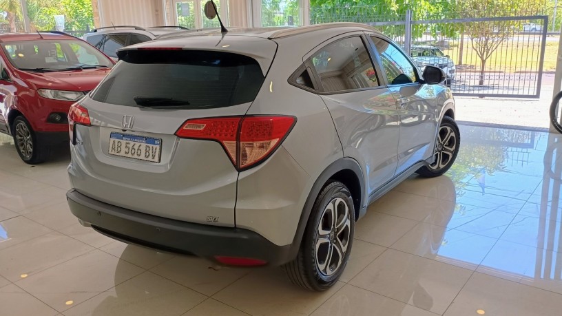 honda-hrv-elx-cvt-2017-big-3