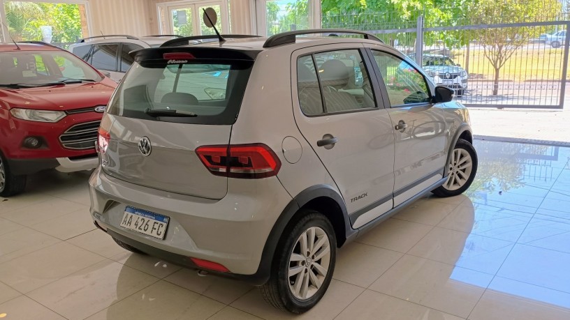 volkswagen-fox-truck-2016-big-3