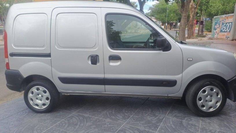 vendo-renault-kangoo-2013-big-0