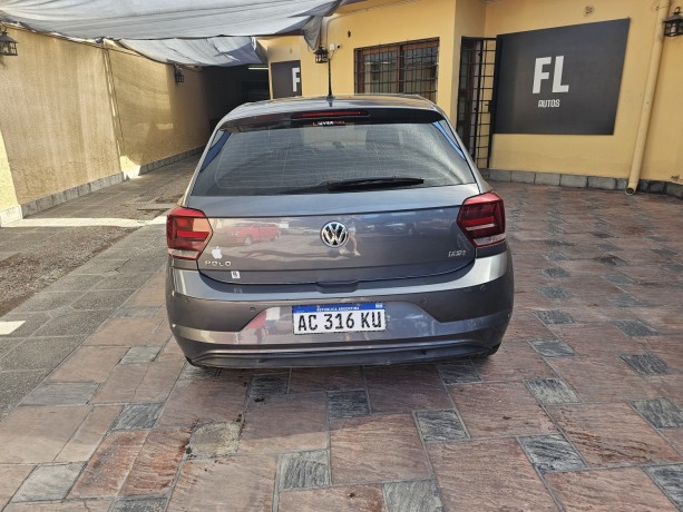 volkswagen-polo-16msi-trendline-big-4