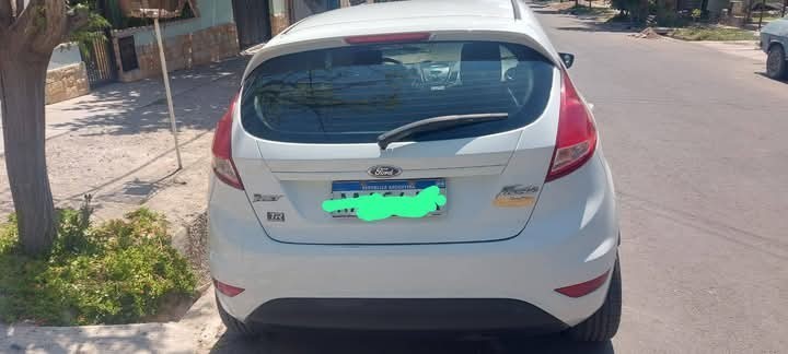 ford-fiesta-kinetic-16-s-big-0