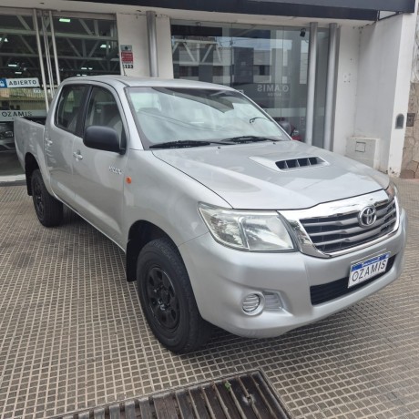 toyota-hilux-25-dx-pack-4x4-ano-2015-big-2