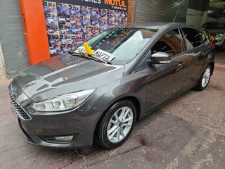 Ford Focus S 1.6 MT 2016