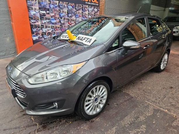 ford-fiesta-titanium-powershift-16-2015-big-0