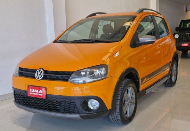 volkswagen-crossfox-16-highline-l10-big-0