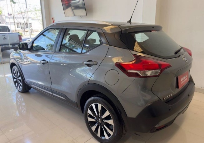 nissan-kicks-16-advance-cvt-big-3