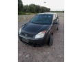 ford-fiesta-2009-small-0