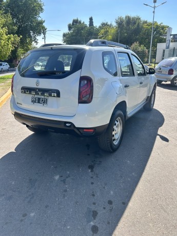 renault-duster-2015-big-3