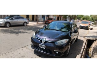 FLUENCE 2.0 LUXE PACK PANTALLA GPS AIRBAG LLANTAS ALARMA SENSOR ESTACIONAMIENTO FULL MENDOCINO